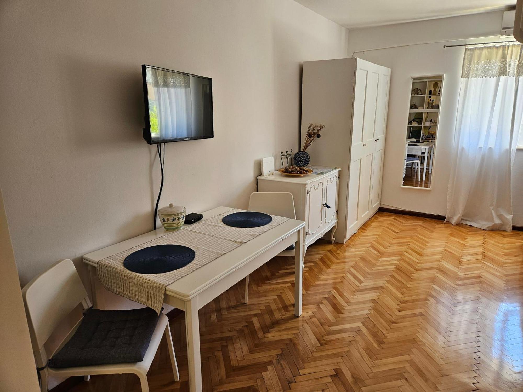 Beautiful Cozy Apartment Jug In Nice Neighbourhood. Split Exterior photo